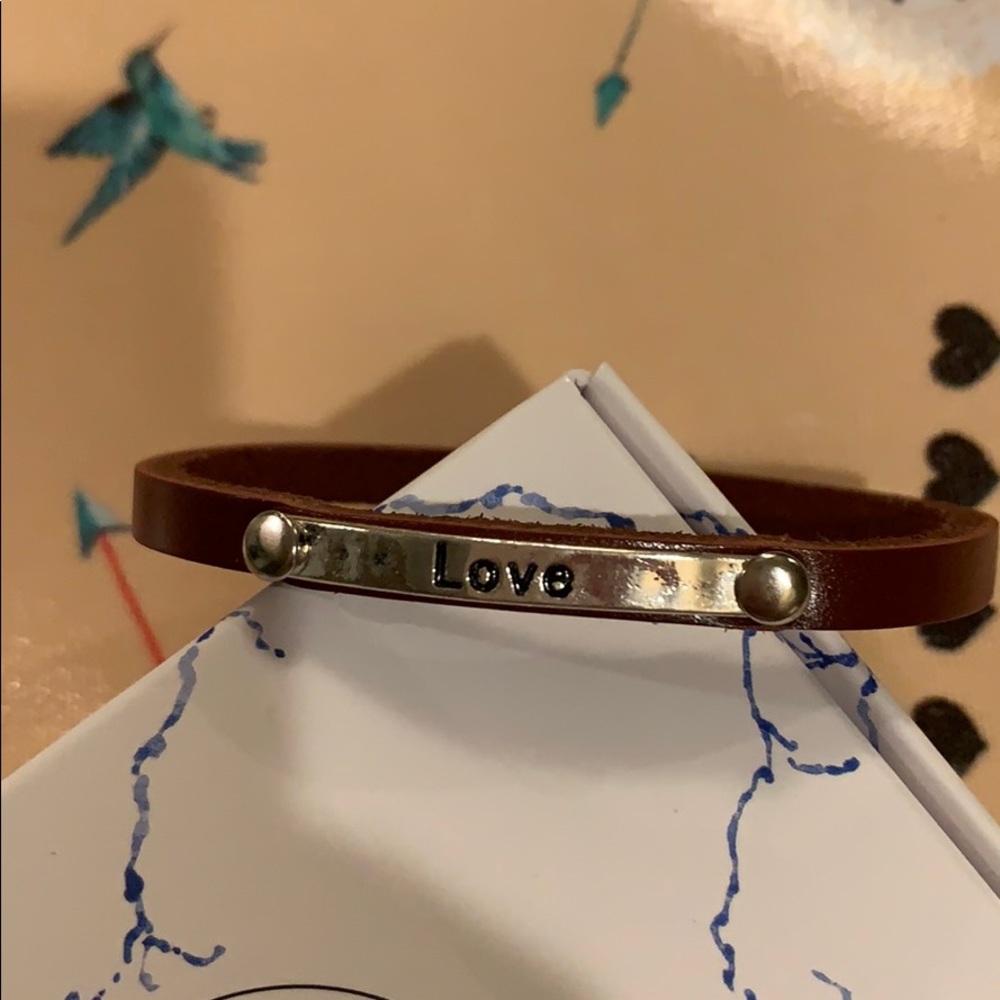 Plunder leather love cuff